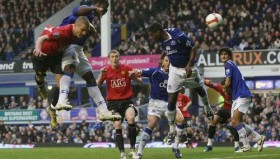 北伦敦德比战术解构：切尔西4-3-3体系如何破解热刺5-4-1铁桶阵